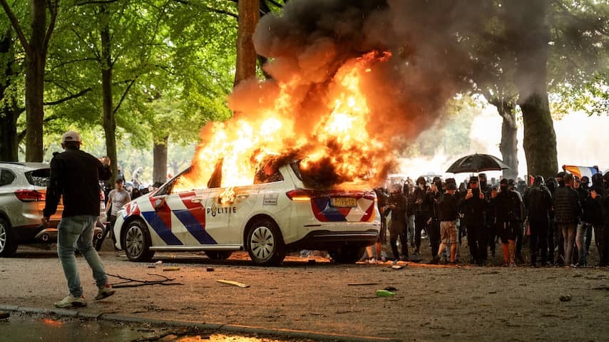 Rellen bij extreemrechts protest op het Malieveld