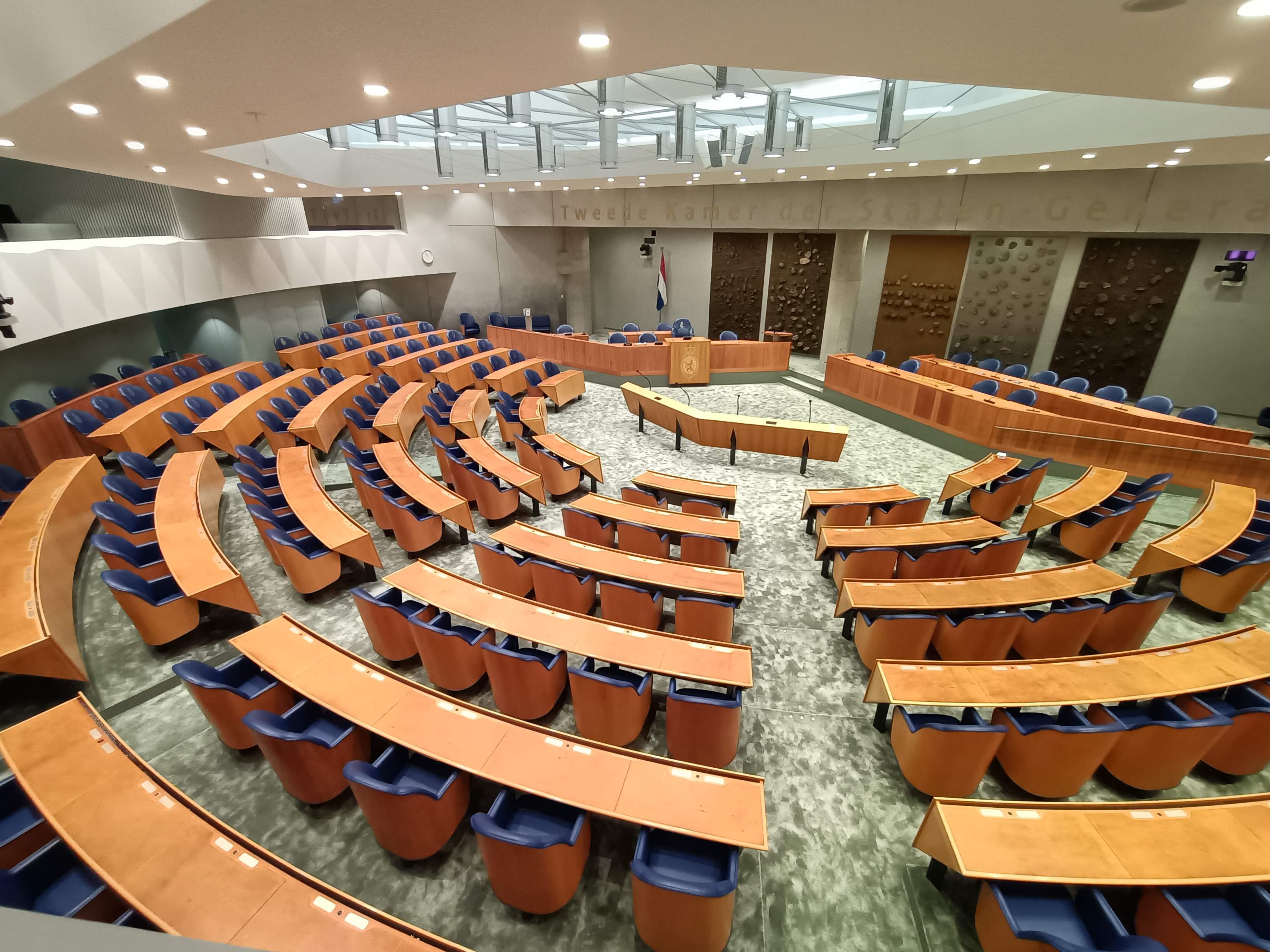 Forum liet het masker vallen, en kwam ermee weg